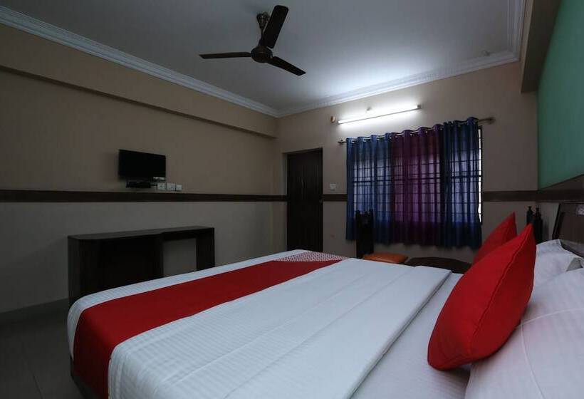 فندق Sanman Regency By Oyo Rooms