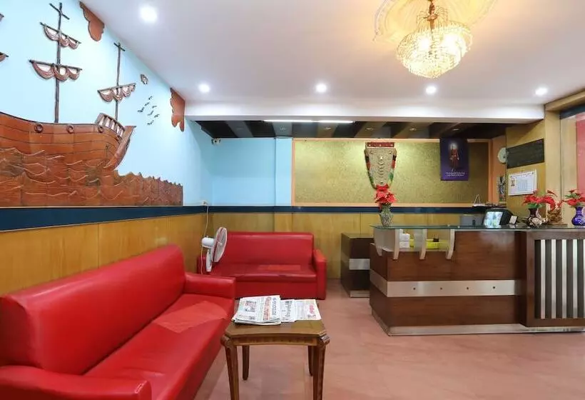 ホテル Sanman Regency By Oyo Rooms