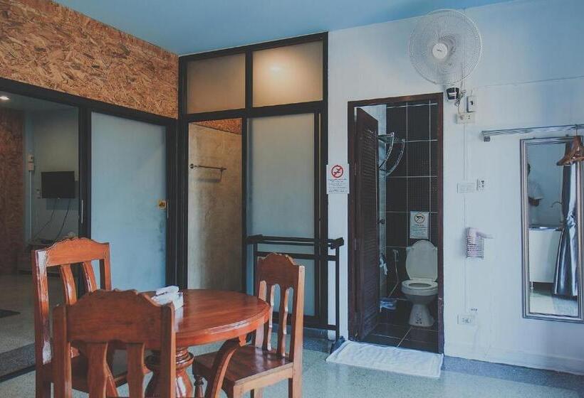 פנסיון Chill Vibe Hostel