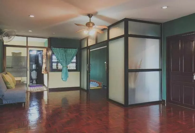 Majatalo Chill Vibe Hostel