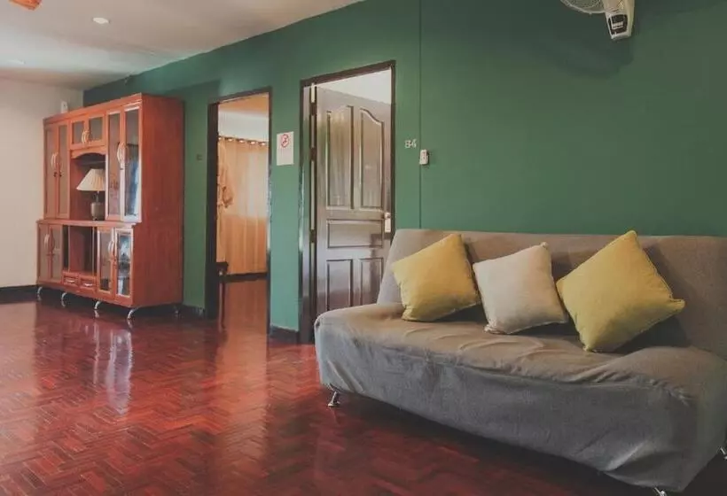 Majatalo Chill Vibe Hostel