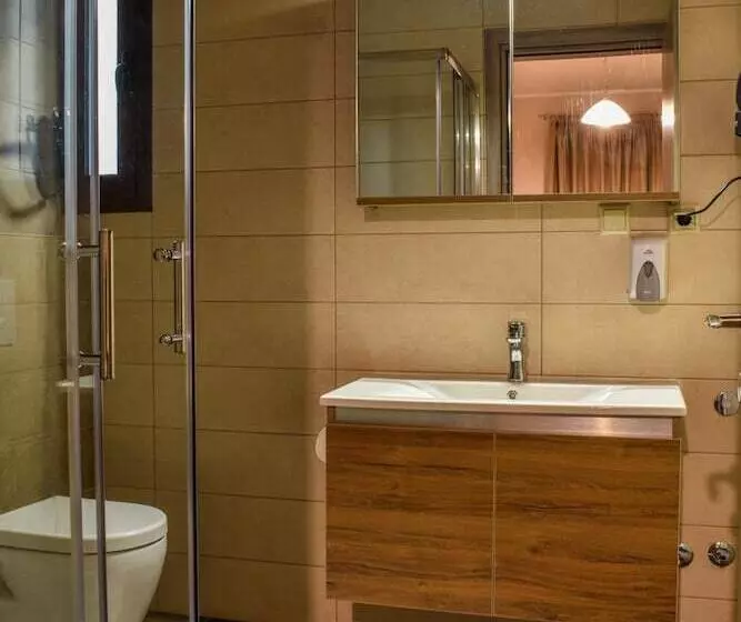 Majatalo Elia Deluxe Accommodation