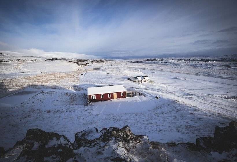 پانسیون Litlabjarg Guesthouse