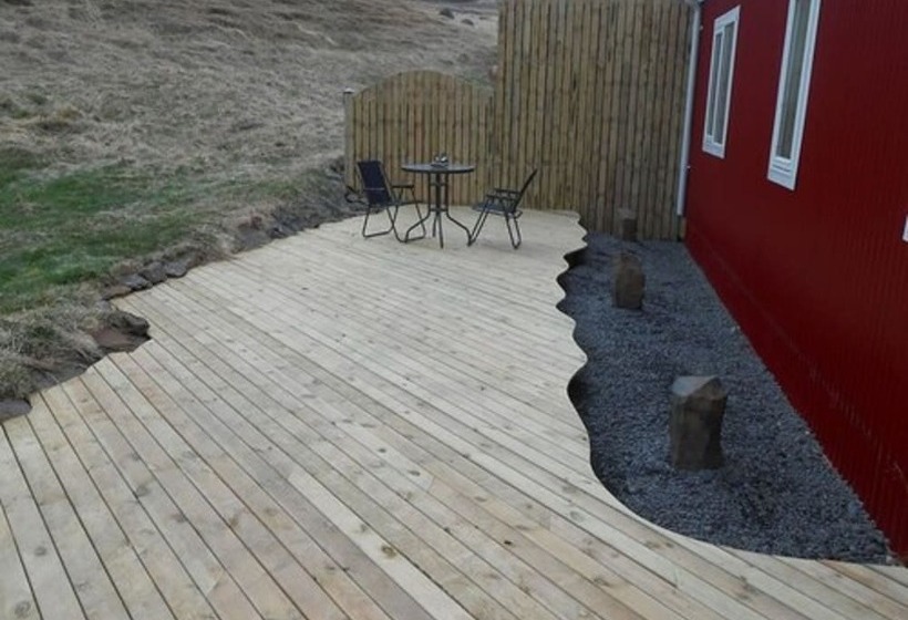 پانسیون Litlabjarg Guesthouse