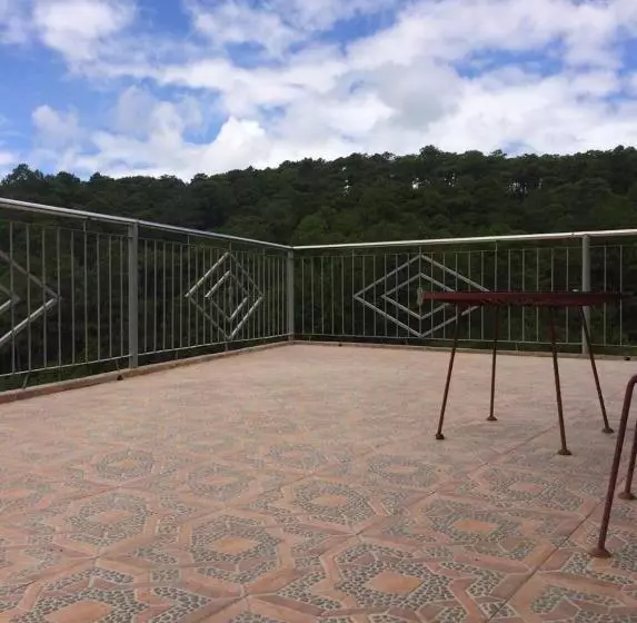 ベッドアンドブレックファースト Banga An Bnb And Coffee House