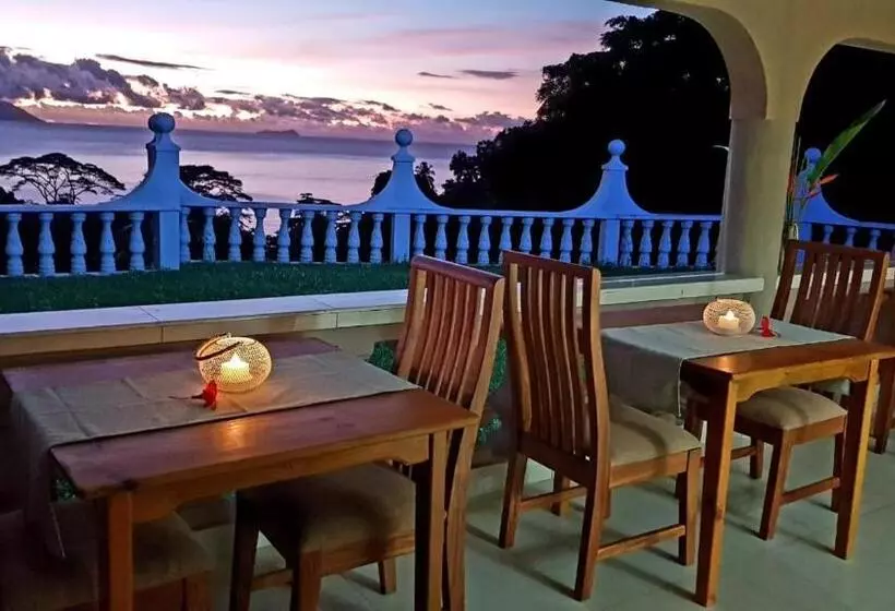 تختخواب و صبحانه Calm Sorento