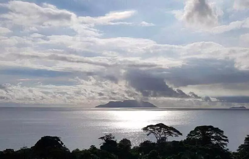 تختخواب و صبحانه Calm Sorento