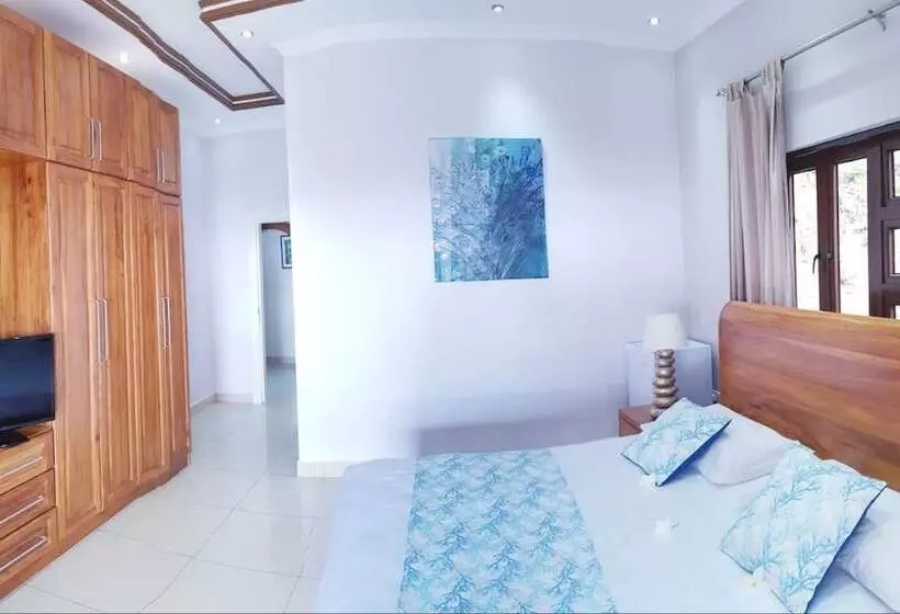 تختخواب و صبحانه Calm Sorento