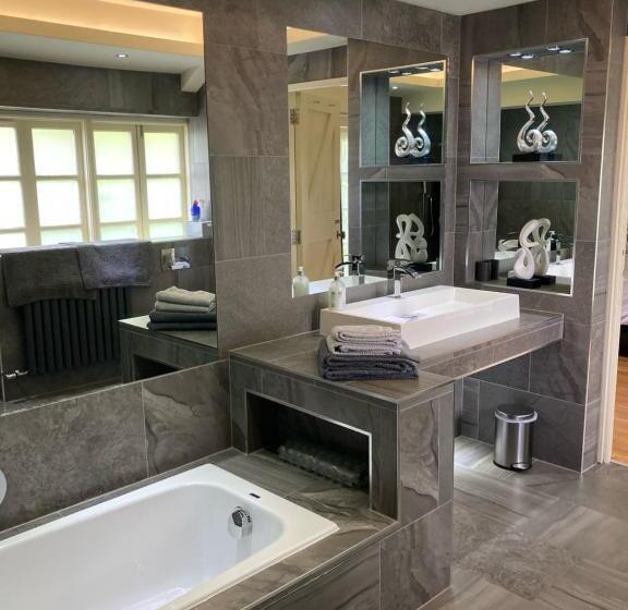 مبيت وإفطار Hemples Lodge