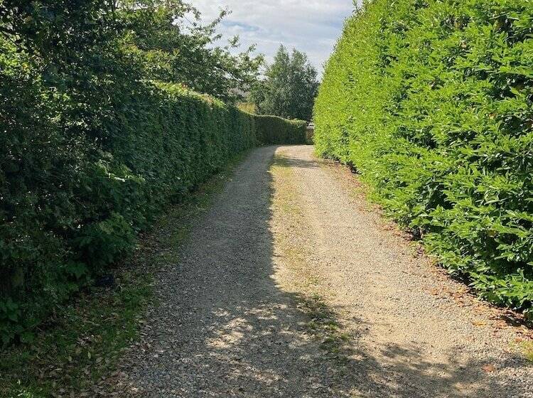 مبيت وإفطار Hemples Lodge