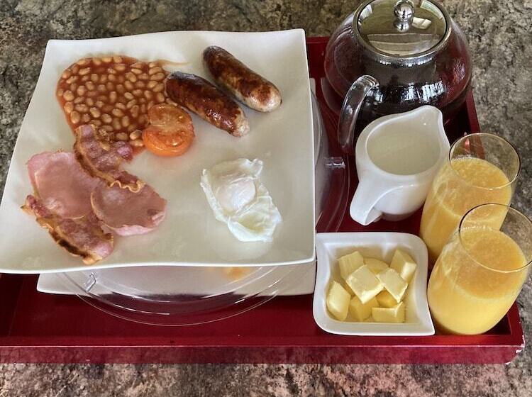 مبيت وإفطار Hemples Lodge