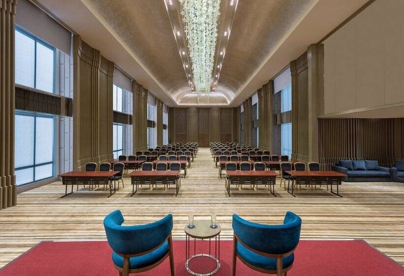 هتل Aloft Kathmandu Thamel