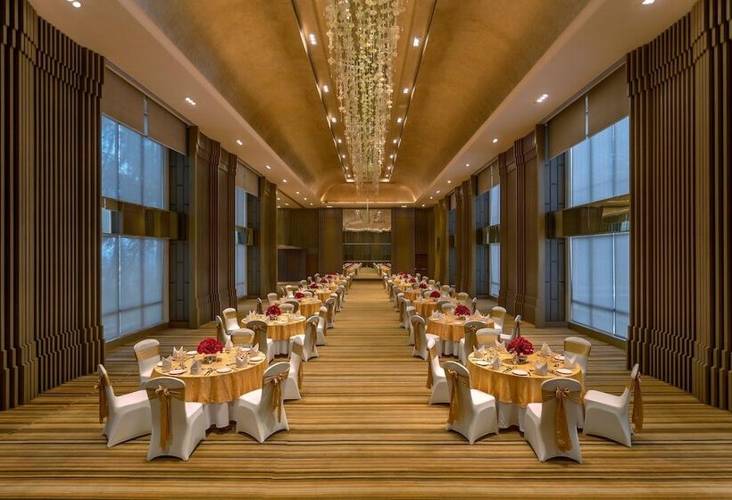 هتل Aloft Kathmandu Thamel