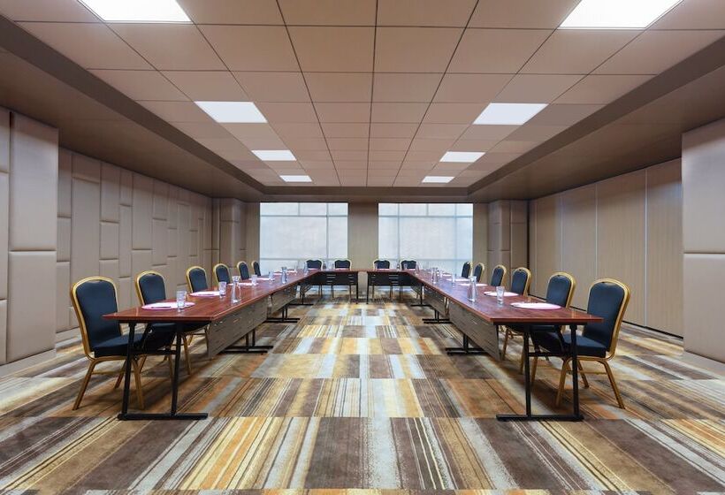 هتل Aloft Kathmandu Thamel