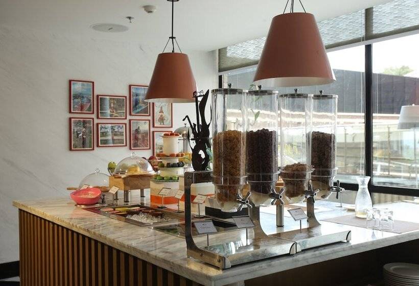 هتل Aloft Kathmandu Thamel