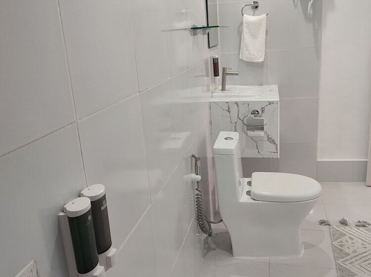 هتل Harman Suites Moalboal