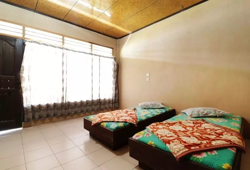 Hotelli Penginapan Rodeo
