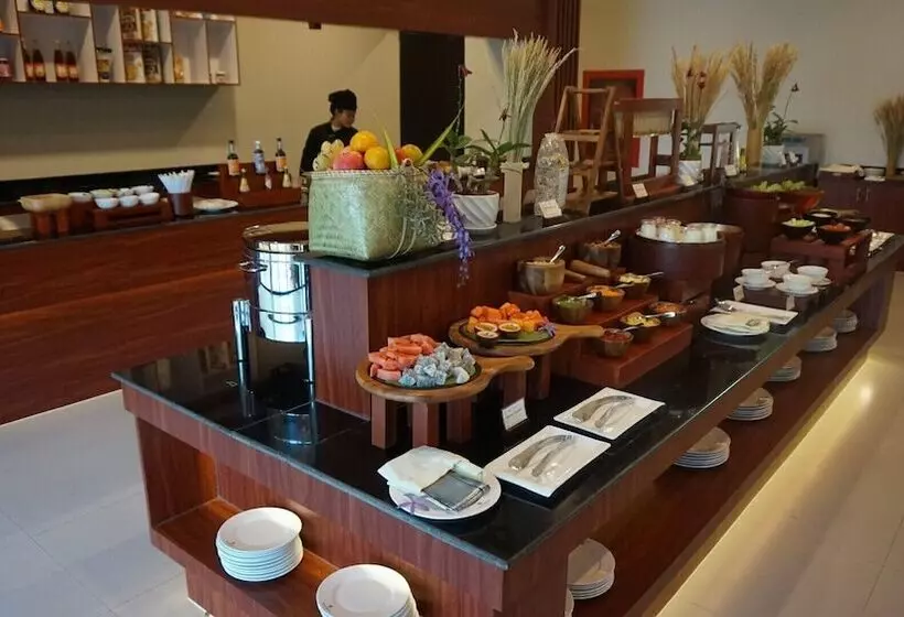 Hotelli Tmark Resort Vang Vieng