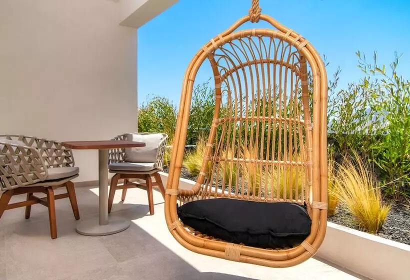 هتل Uma Ray Suites