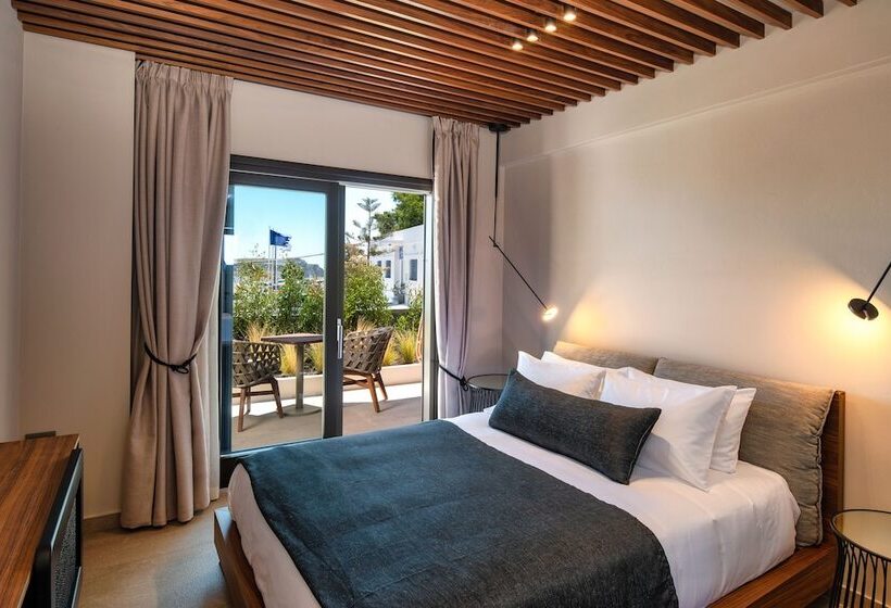 Hotel Uma Ray Suites