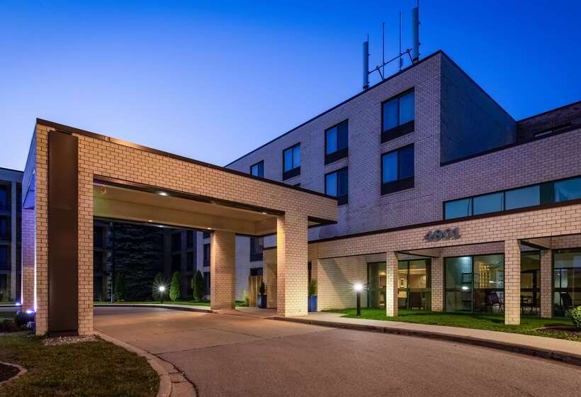 فندق Best Western East Towne Suites