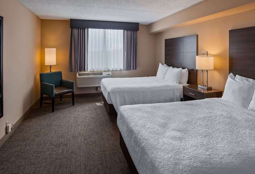 فندق Best Western East Towne Suites