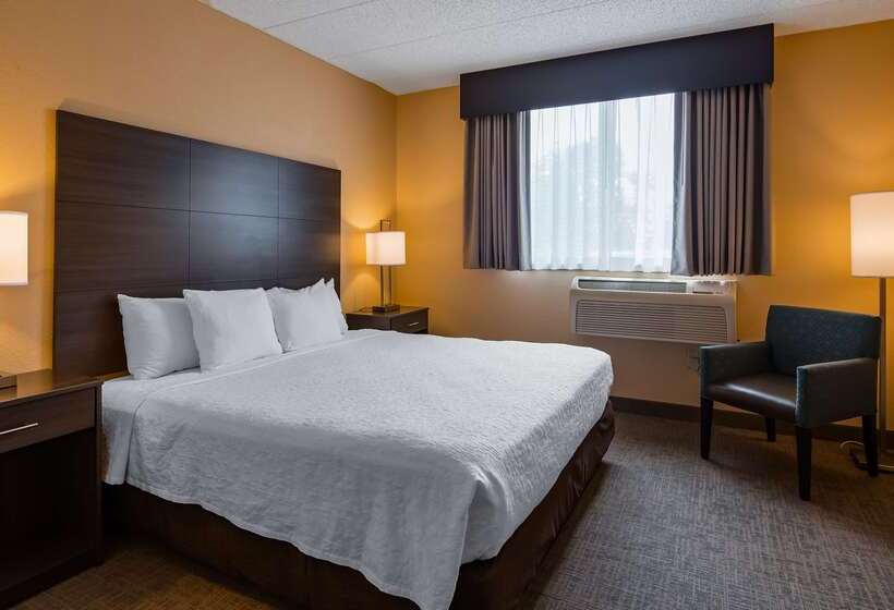 فندق Best Western East Towne Suites