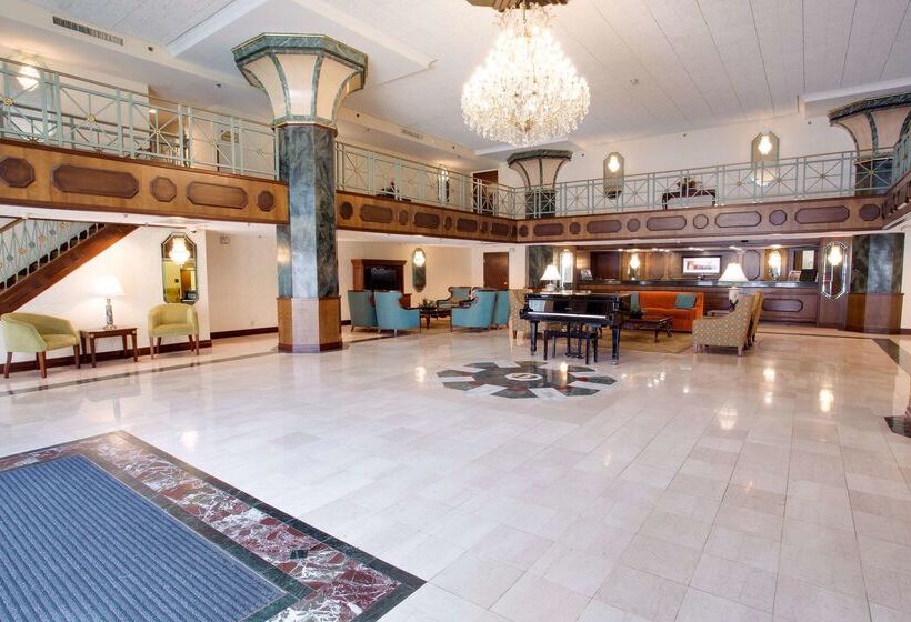 ホテル Pear Tree Inn St Louis Convention Center