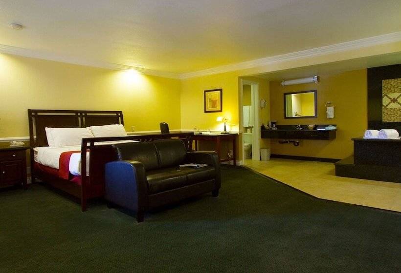 בית מלון כפרי Dynasty Suites