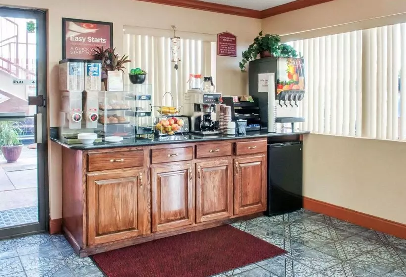 فندق Econo Lodge Hobbs