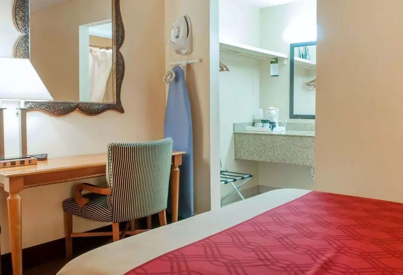 فندق Econo Lodge Hobbs