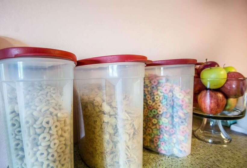 בית מלון כפרי Econo Lodge Hornell