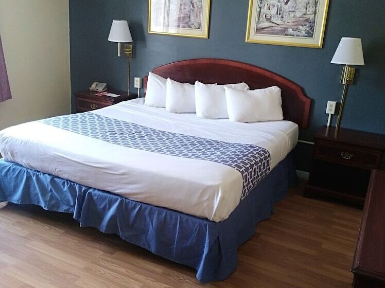 בית מלון כפרי Econo Lodge Hornell