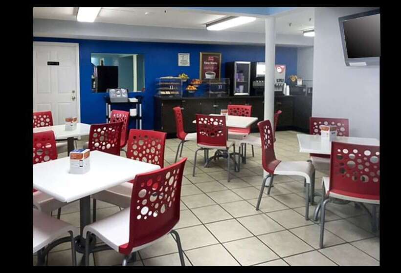 Otel Econo Lodge Inn & Suites I 64 & Us 13