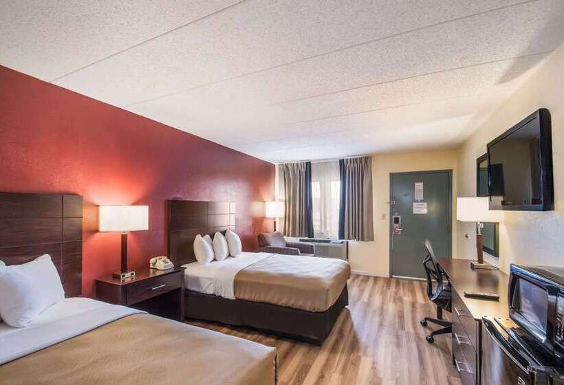 فندق Econo Lodge Kearney Liberty