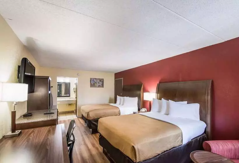 호텔 Econo Lodge Kearney   Liberty