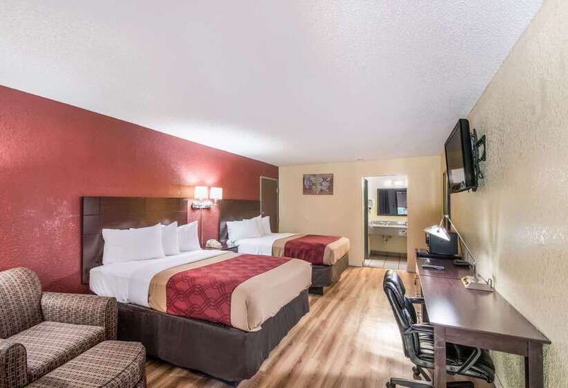 فندق Econo Lodge Kearney Liberty