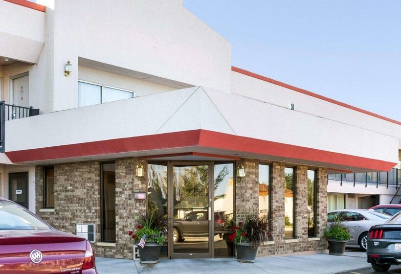 فندق Econo Lodge Wall