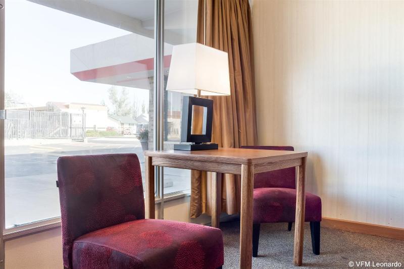 فندق Econo Lodge Wall