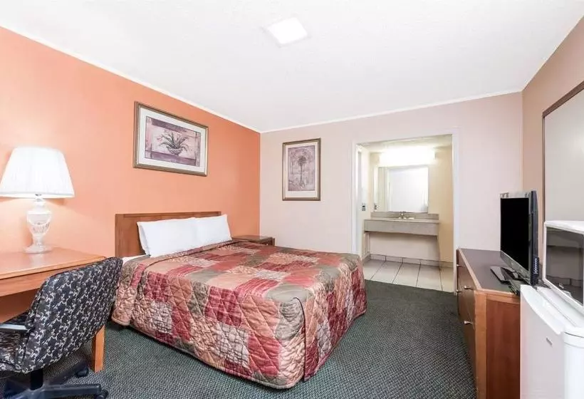 Отель Knights Inn Lake Charles