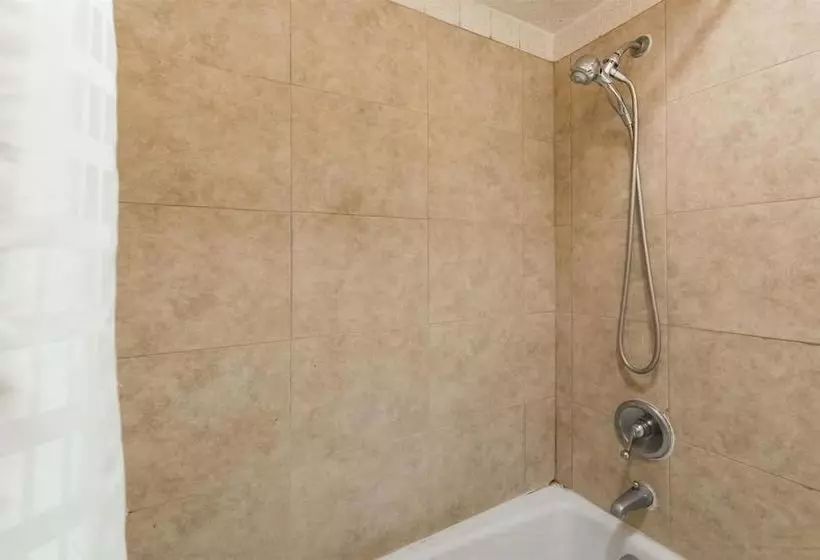 Отель Knights Inn Lake Charles