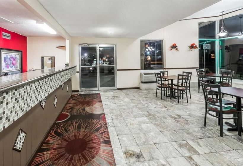 Отель Knights Inn Lake Charles