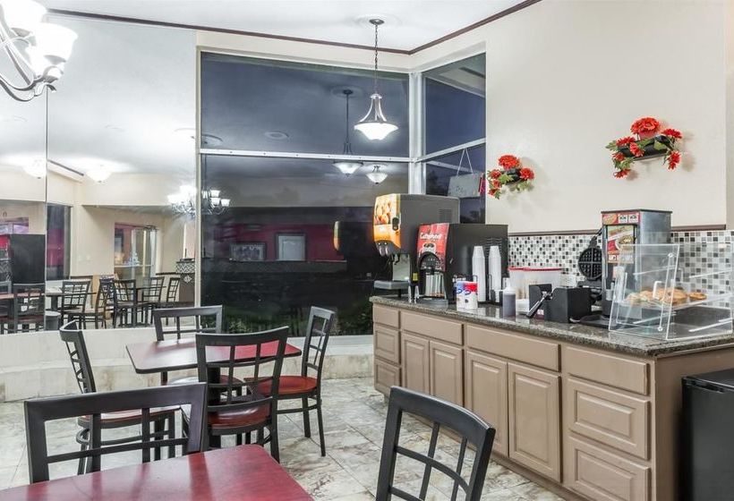 Отель Knights Inn Lake Charles