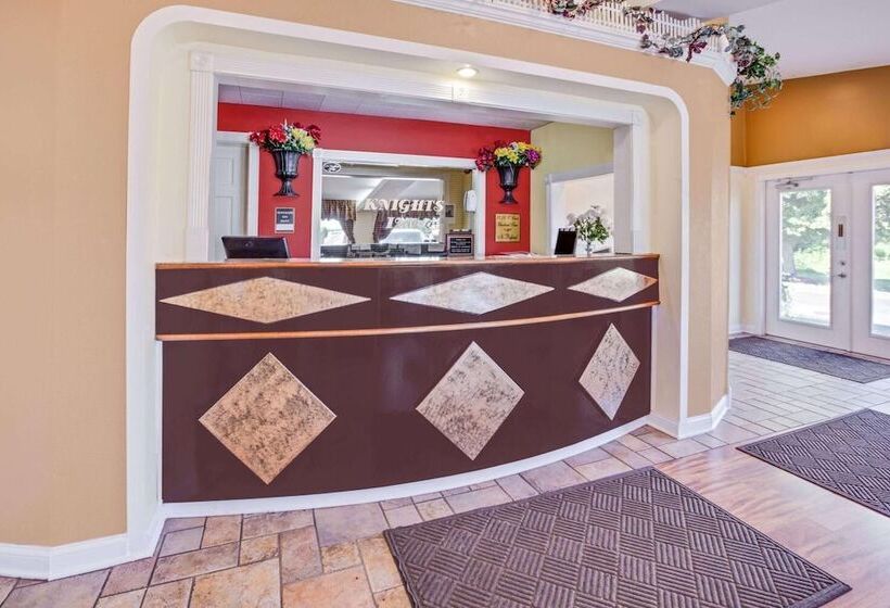 فندق Rodeway Inn & Suites