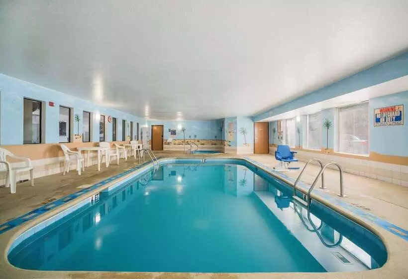 호텔 Quality Inn O Fallon Il   St Louis