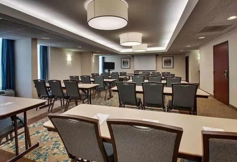 酒店 Sonesta Essential Houston Hobby Airport