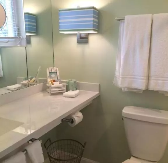 Отель The Edgewater