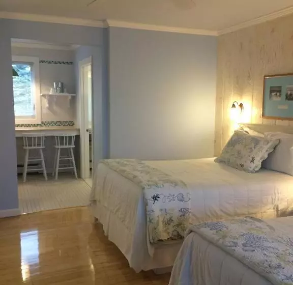 Отель The Edgewater