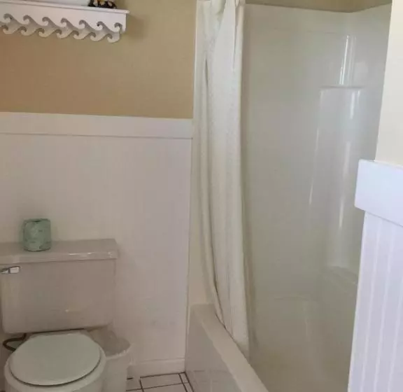 Отель The Edgewater