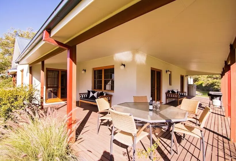 Audrey Wilkinson Vineyard